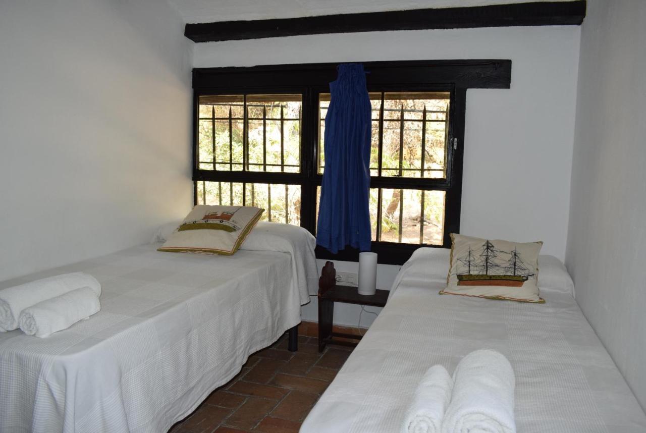 L'Ancora De Bara Hotell Roda de Bará Exteriör bild