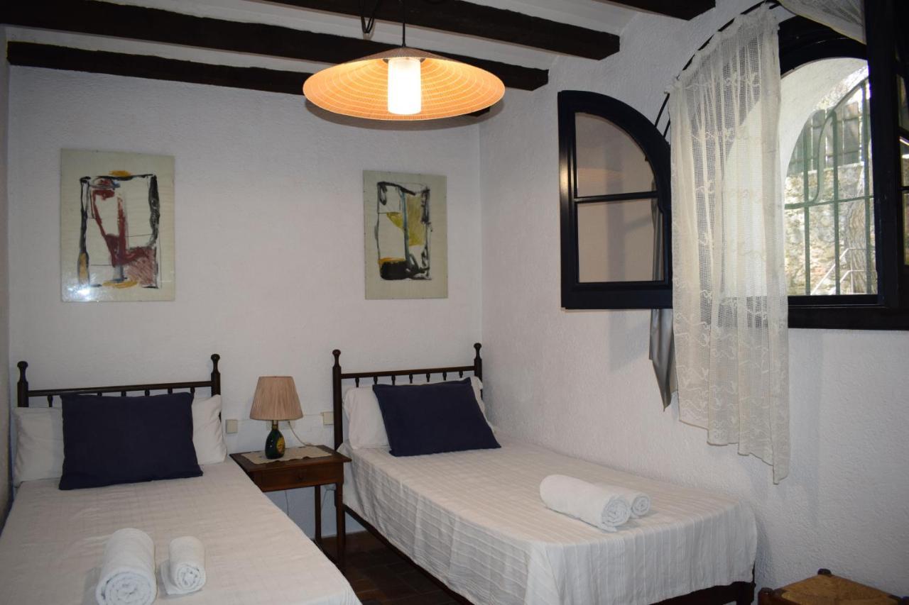 L'Ancora De Bara Hotell Roda de Bará Exteriör bild