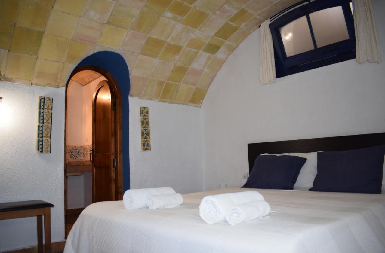 L'Ancora De Bara Hotell Roda de Bará Exteriör bild
